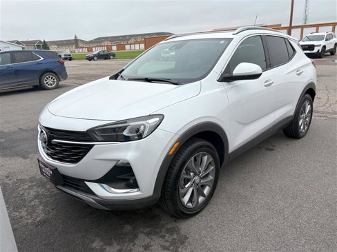 Used 2023 Buick Encore GX Essence w/ Experience Buick Package image 2