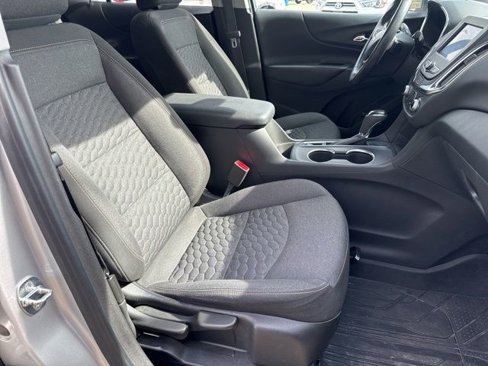 Used 2021 Chevrolet Equinox LT image 17