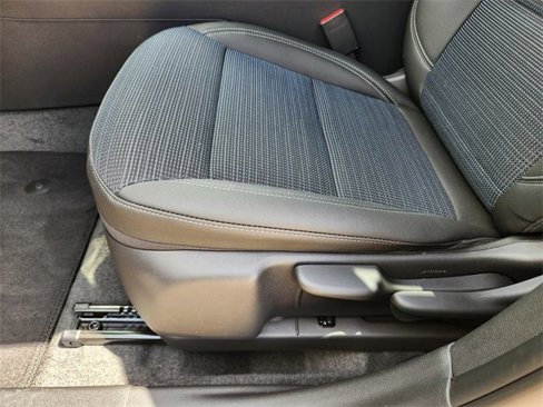 New 2025 Buick Envista Preferred w/ Advanced Safety Package image 17