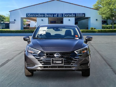 Used 2025 Nissan Versa SV image 6