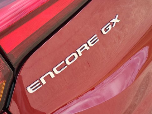 Used 2024 Buick Encore GX Preferred image 17
