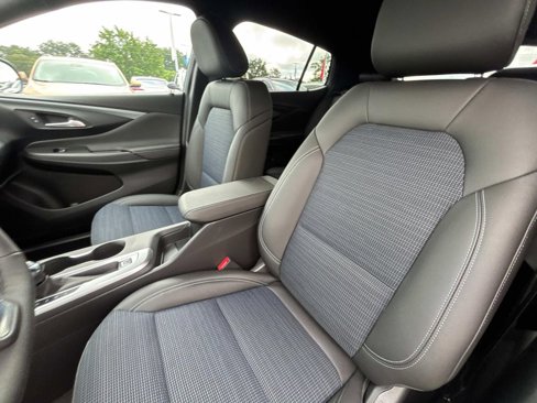 New 2025 Buick Envista Preferred w/ Convenience I Package image 16
