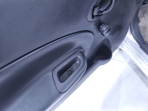 Used 2014 Nissan Versa Note S Plus image 12