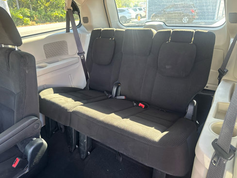 Used 2017 Dodge Grand Caravan SE w/ Power Window Group image 12