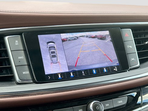 Used 2021 Buick Enclave Avenir w/ Avenir Technology Package image 14