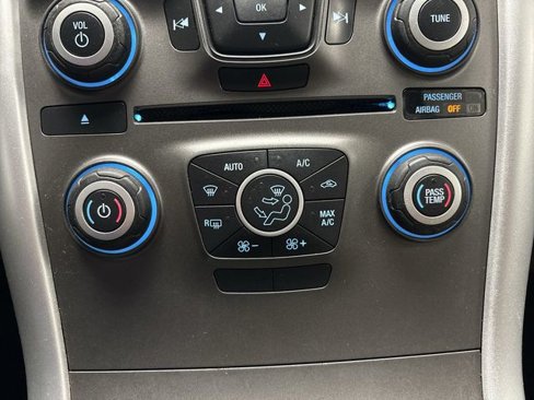 Used 2011 Ford Edge SEL image 23