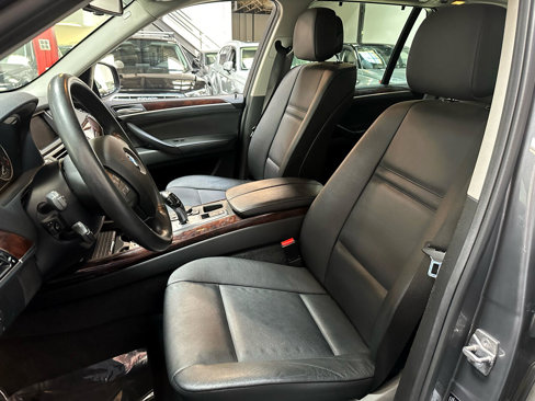 Used 2012 BMW X5 xDrive35i w/ Convenience Pkg image 16
