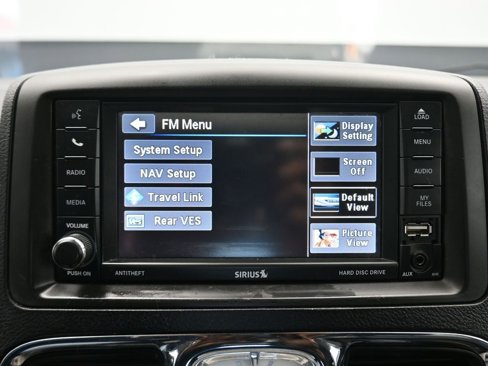 Used 2015 Chrysler Town & Country Touring-L w/ Driver Convenience Group image 18