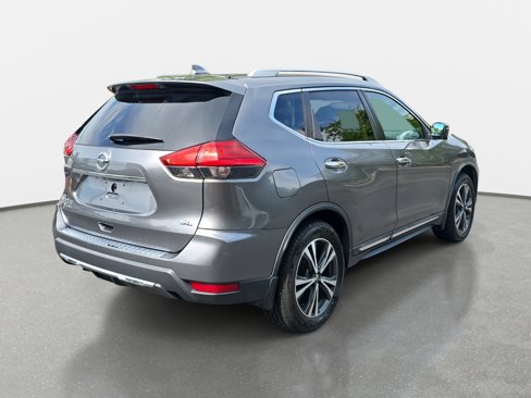 Used 2017 Nissan Rogue SL w/ SL Premium Package image 5