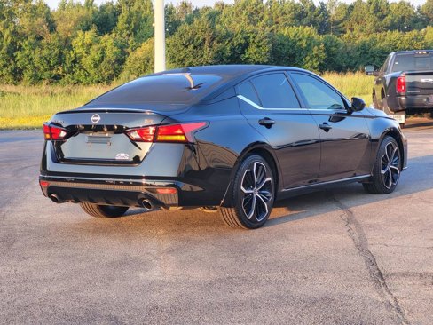 Used 2024 Nissan Altima 2.5 SR image 9
