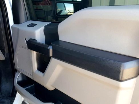 Used 2019 Ford F250 XL w/ Power Equipment Group image 18
