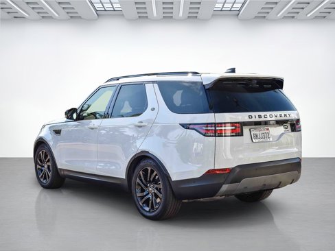 Used 2019 Land Rover Discovery HSE image 8