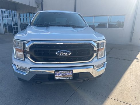 Used 2022 Ford F150 XLT w/ Trailer Tow Package image 7