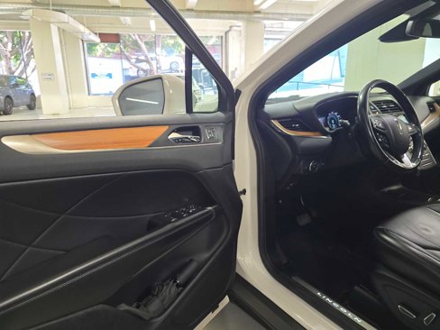 Used 2016 Lincoln MKC Reserve image 20