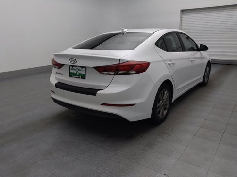 Used 2017 Hyundai Elantra SE image 9
