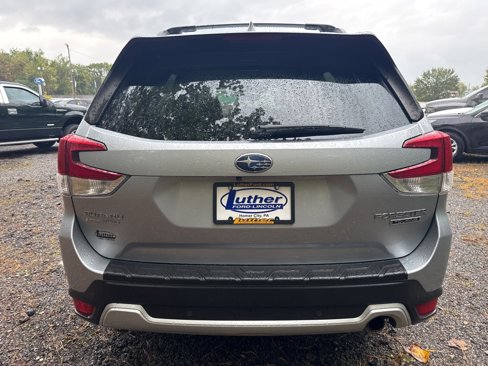 Used 2019 Subaru Forester Touring image 8