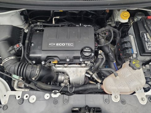 Used 2020 Chevrolet Sonic LT image 30