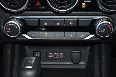 Used 2024 Nissan Sentra SV image 17