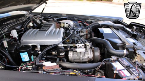 Used 1986 Lincoln Town Car image 8