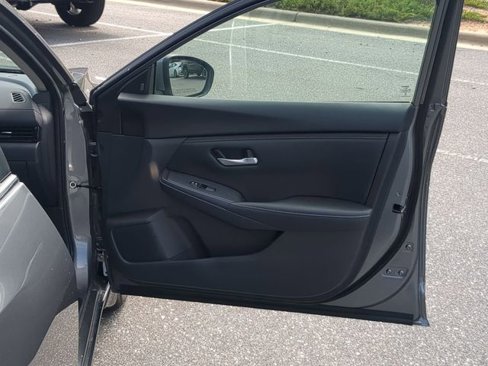 Used 2024 Nissan Sentra SV image 35