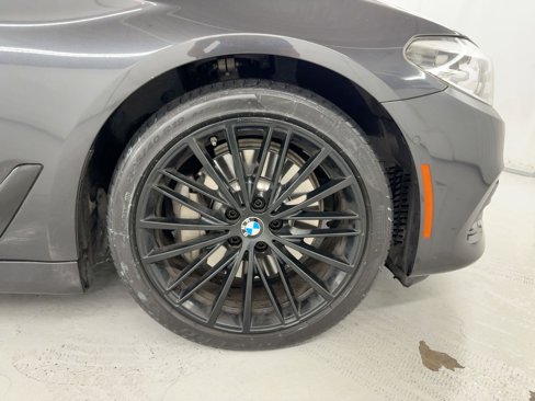 Used 2017 BMW 530i image 12