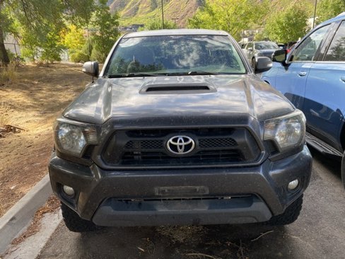 Used 2013 Toyota Tacoma 4x4 Double Cab image 2
