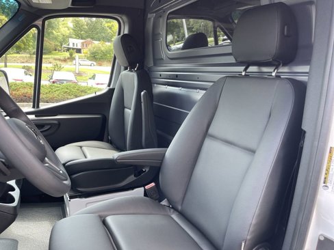 New 2024 Mercedes-Benz Sprinter 2500 image 7