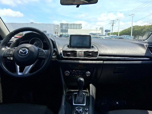 Used 2015 MAZDA MAZDA3 i Touring w/ Technology Package image 21