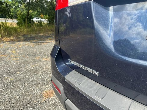 Used 2015 GMC Terrain SLE image 12