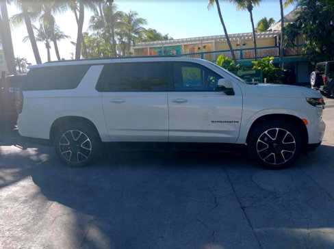 Used 2021 Chevrolet Suburban RST w/ Luxury Package image 6