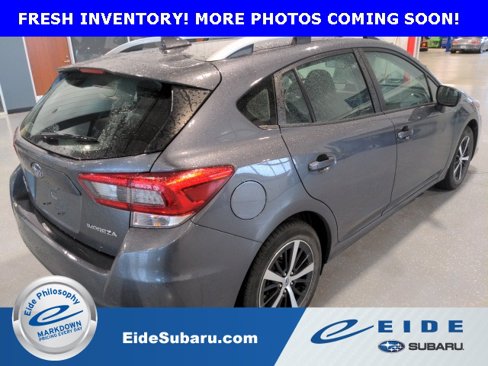 Used 2021 Subaru Impreza 2.0i Premium image 7