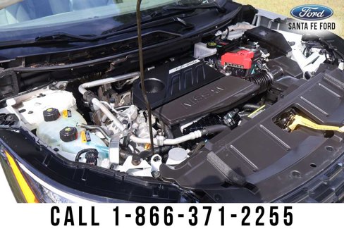 Used 2023 Nissan Rogue SV image 13