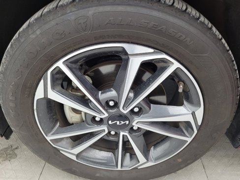 Used 2023 Kia Forte LXS image 31