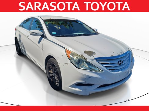 Used 2013 Hyundai Sonata GLS image 1