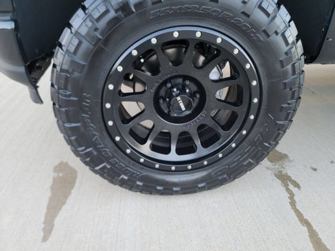 Used 2020 Chevrolet Silverado 1500 RST image 11
