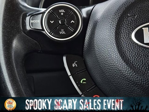 Used 2019 Kia Soul + image 28