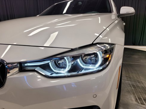 Used 2017 BMW 330i xDrive Sedan image 45