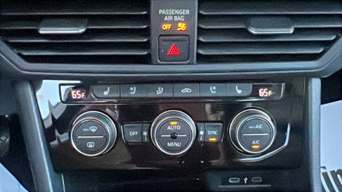 Used 2022 Volkswagen Jetta SEL image 28
