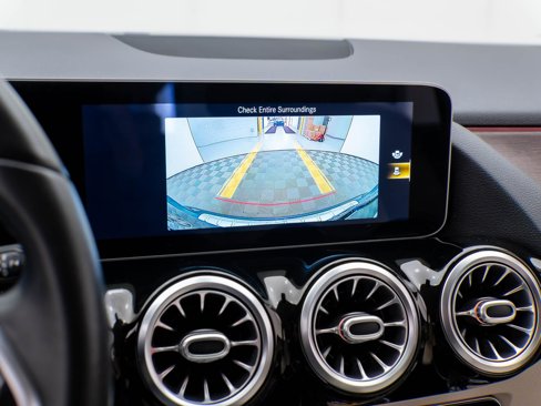 Certified 2021 Mercedes-Benz GLA 250 4MATIC image 23