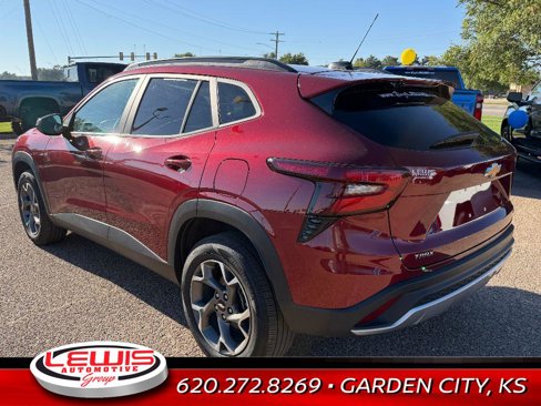 Used 2024 Chevrolet Trax LT image 5