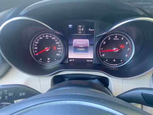 Used 2018 Mercedes-Benz GLC 300 4MATIC image 12