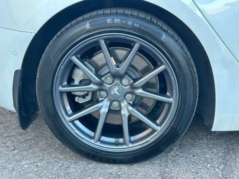 Used 2020 Tesla Model 3 Long Range image 8