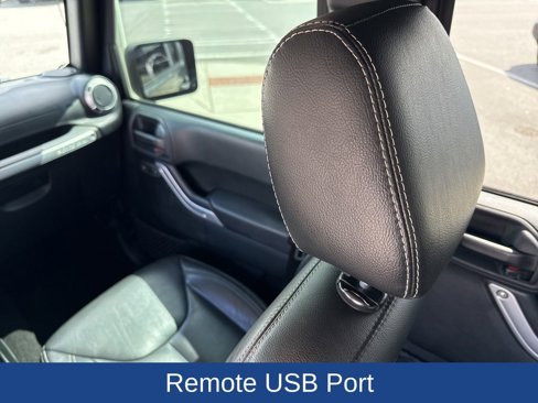 Used 2017 Jeep Wrangler Unlimited Sahara w/ Dual Top Group image 18