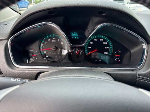 Used 2017 Chevrolet Traverse LT w/ Style and Technology Package image 19