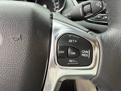 Used 2015 Ford Fiesta Titanium image 17