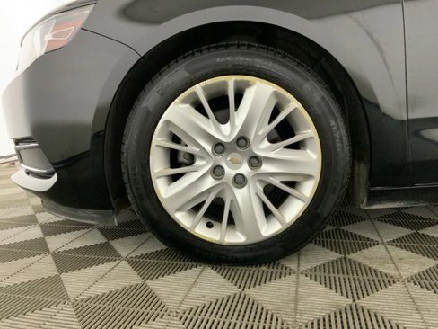 Used 2014 Chevrolet Impala LS w/ LS Convenience Package image 29