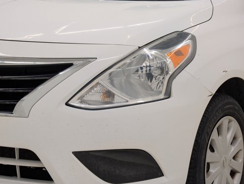 Used 2015 Nissan Versa S image 11
