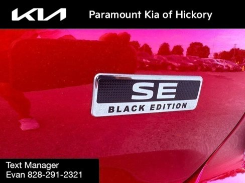 Used 2024 Mitsubishi Outlander SE image 12