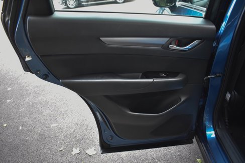 Used 2018 MAZDA CX-5 Sport image 16
