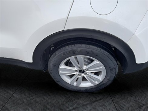 Used 2019 Kia Sportage LX w/ LX Popular Package image 18